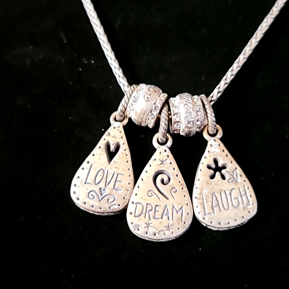 Vintage BRIGHTON Silver Plated Laugh Dream Live Triple Pendant Necklace. - Picture 4 of 7